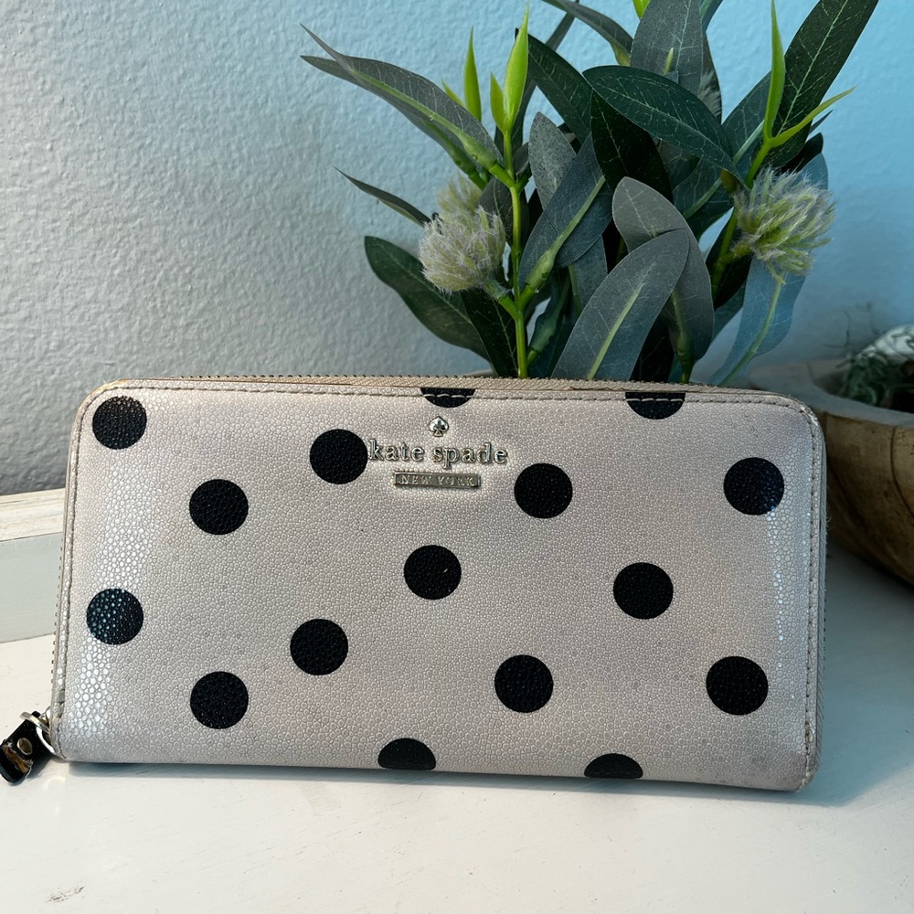 Kate Spade Cream and Black Polka Dot Wallet